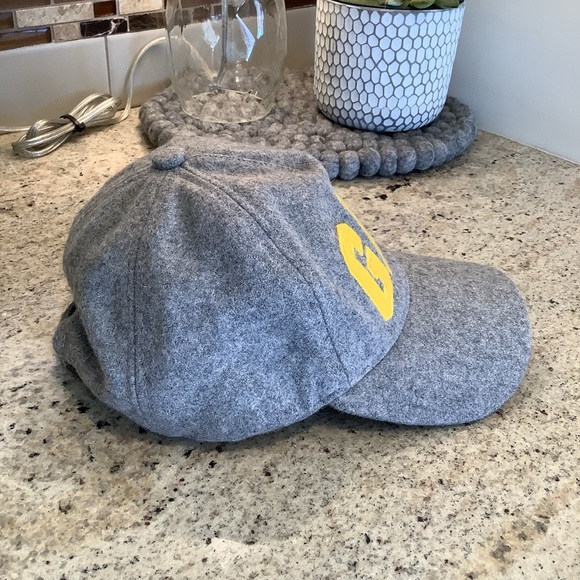 GAP Wool Gray and Yellow Cap Logo Hat - Picture 2 of 5